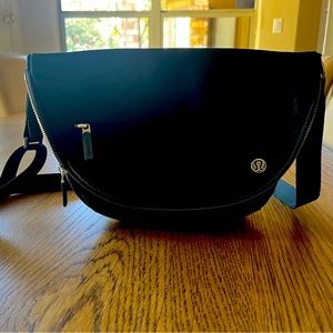 Lululemon Festival Bag